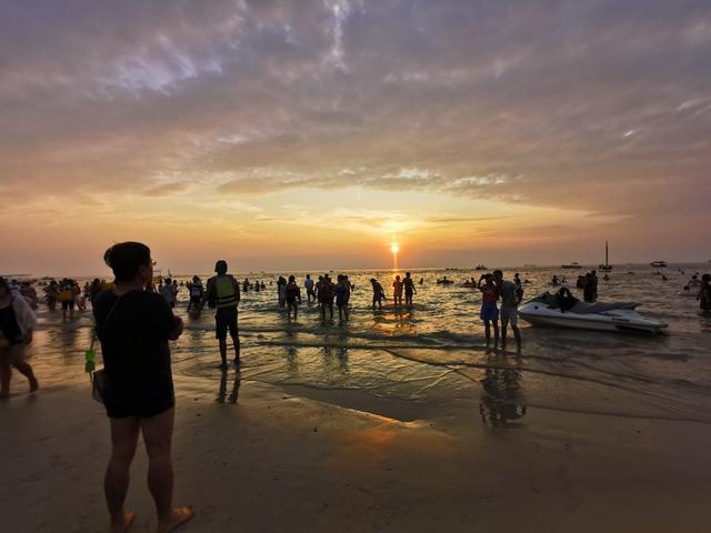 北海涠洲岛一日游最佳路线，北海涠洲岛5日游攻略