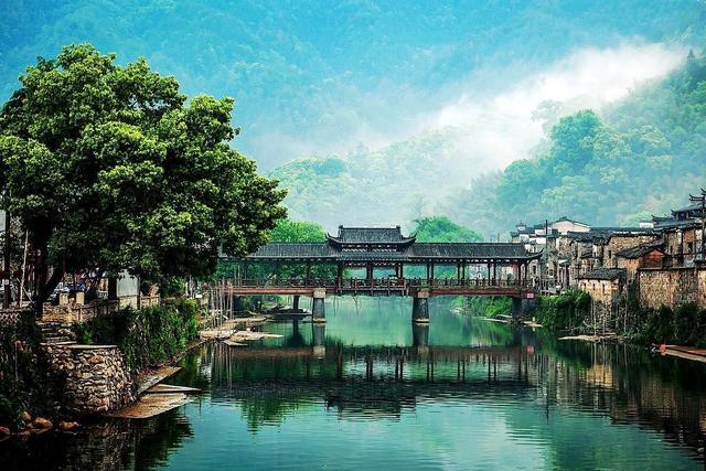 江西省各个地方旅游景点，热门景点和小众秘境一网打尽