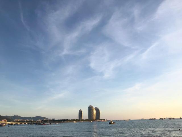 三亚最好的海滩在哪里，海南三亚四大海滩