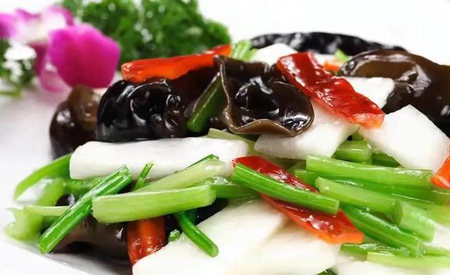 春节吃团圆饭菜谱，春节团圆饭菜单