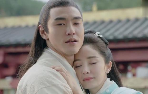 鞋拔子脸和瓜子脸区别，凹凸不平崎岖脸大PK