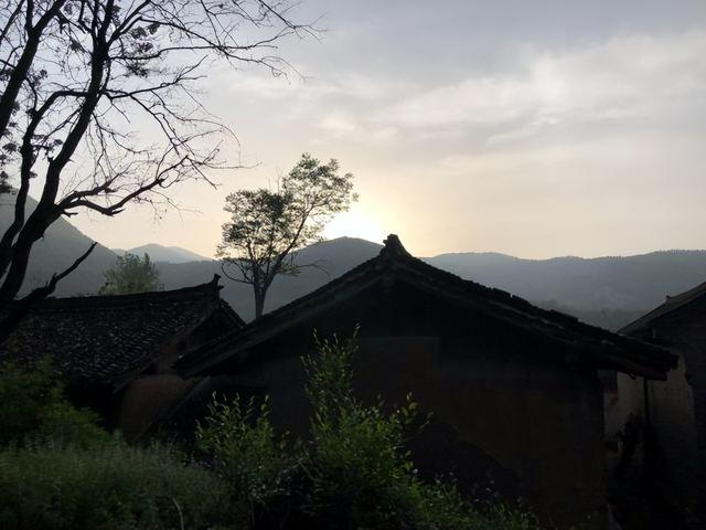 己丑日是十大恶败日，今日是秋季的第一个耗日