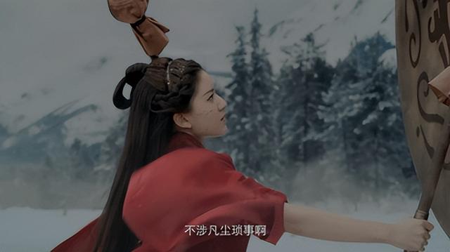 蒋依依吴磊最萌身高差，青梅竹马恋情起底信息量巨大