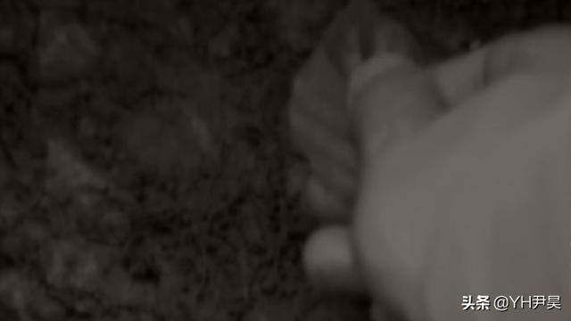 清代古墓发现奇怪女尸，历经百年五官却清晰可见