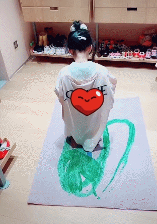 陈赫个人资料跑男成员，晒妻子小心翼翼