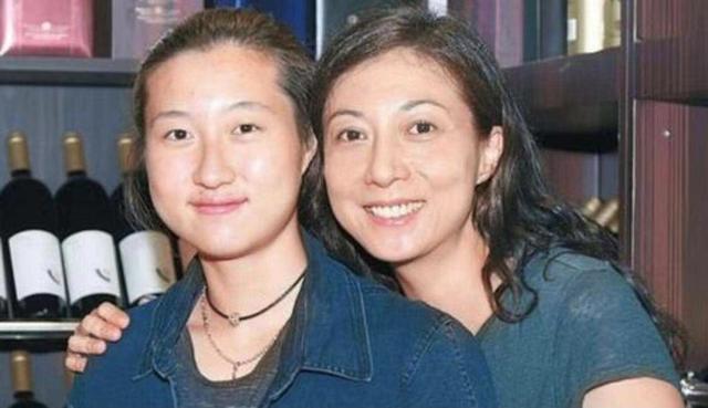 吴卓林吴绮莉现在的关系，被嫌弃的吴绮莉、吴卓林母女