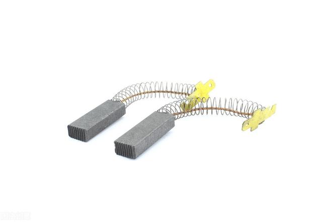 生产碳刷的大型企业，我国碳刷产业起步晚