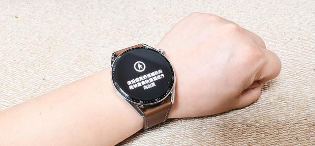 华为watchgt3，华为智能手表watch3和gt对比（细嗅蔷薇”：华为WATCH）