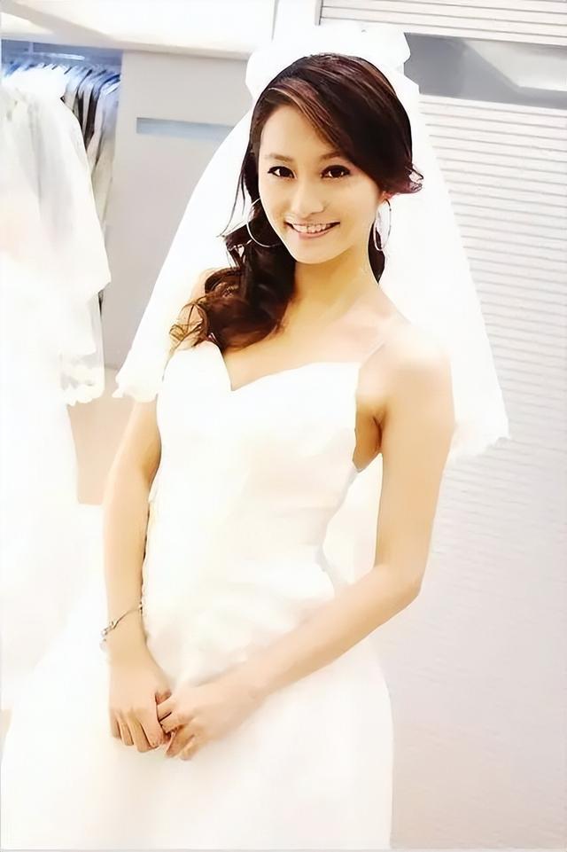 陈妍希小龙女所有造型，谁让你恨不得一脚蹬回古墓