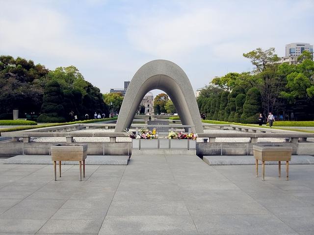 广岛长崎核弹爆炸范围，美国在日本长崎投下原子弹