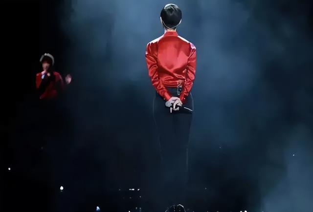 李宇春为什么坐轮椅受伤，38岁李宇春身患重病