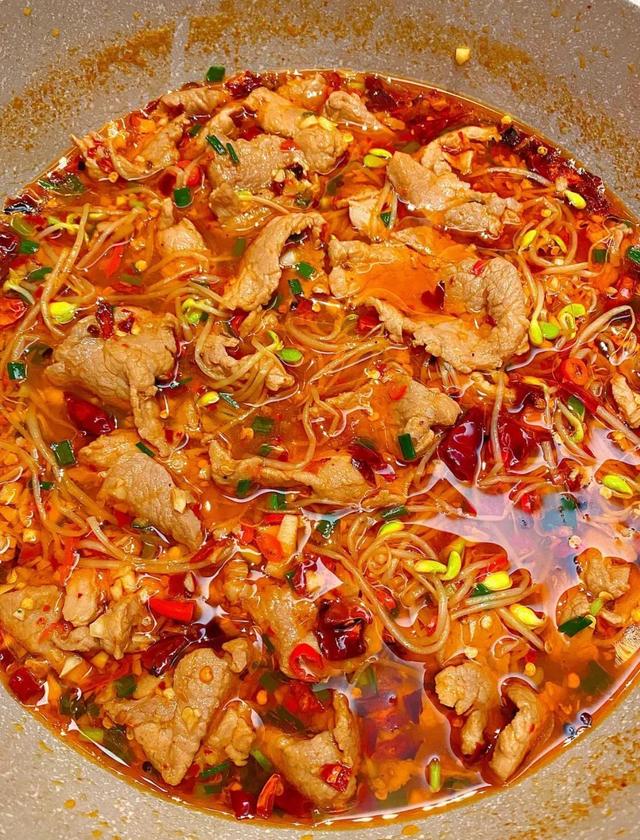 川味水煮肉片主要材料，正宗川味水煮肉片的家常做法