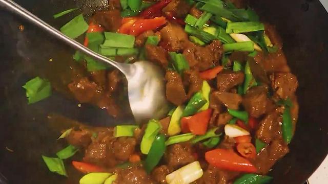 红焖羊肉简单的家常做法，红焖羊肉的家常做法