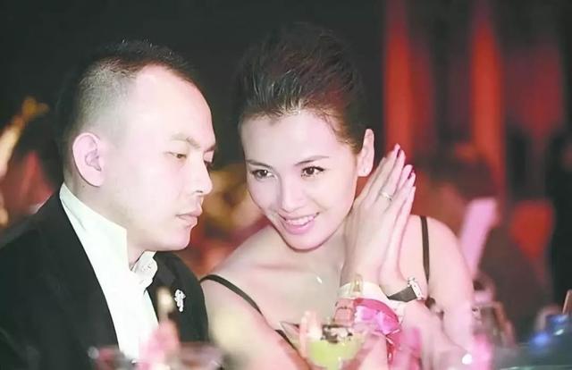 刘涛和王珂婚姻问题，天天传婚变月月被离婚