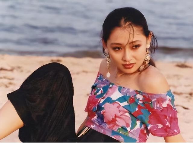 陈坚红兰博基尼，陈坚红王志文近照（起底王志文的富豪老婆）