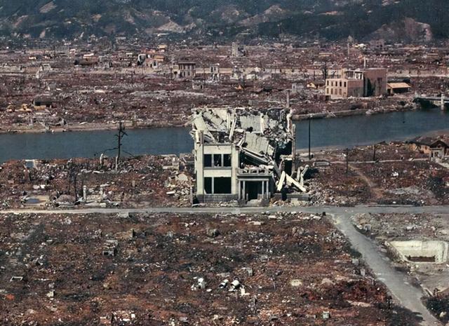 广岛长崎核弹爆炸范围，美国在日本长崎投下原子弹