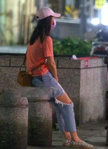 林心如周杰吃瓜，林心如：控诉周杰强吻
