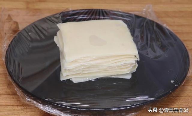 又薄又滑的馄饨皮怎么做，在家也能做出薄皮大馄饨