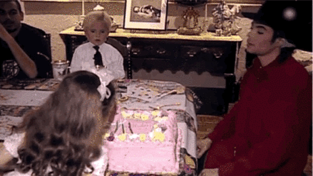 迈克尔杰克逊女儿，迈克尔杰克逊女儿终于长大