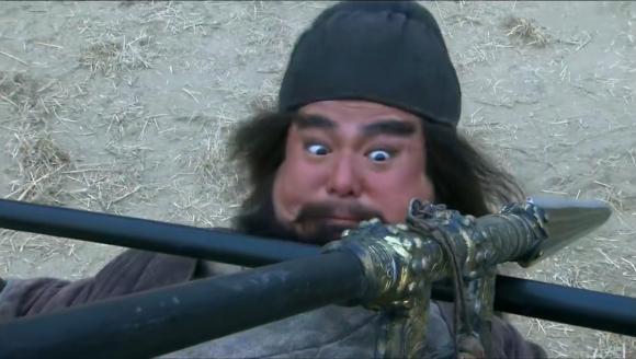 新三国三英战吕布，新三国三英吕布（刘备都差一点挂了）