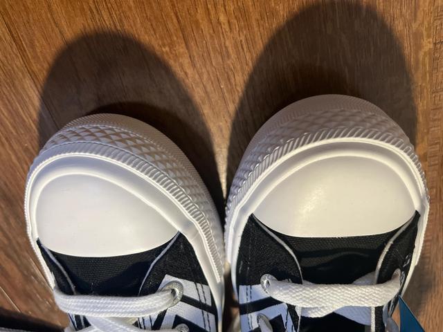 飞跃橡胶鞋怎么样，不同厂家飞跃帆布鞋测评