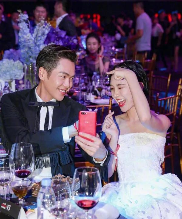 看完张若昀的故事，唐艺昕和张若昀为什么那么恩爱