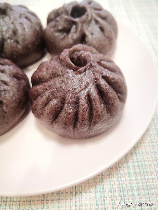 黑米怎么做好吃，黑米怎样弄得好吃有营养（黑米多加这两步）