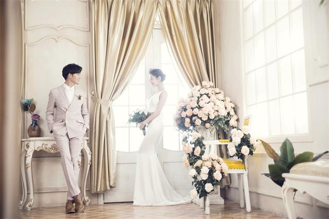 上海创意婚纱照价目表，旅拍婚纱照即将成行