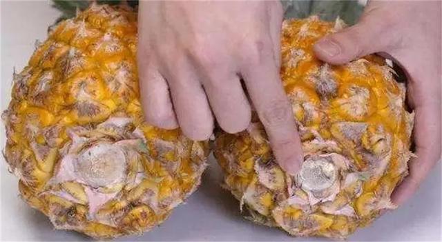 怎么挑菠萝又甜又多，只要看一眼这个位置