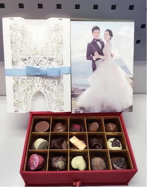 刘诗诗被追问婚礼日期，礼尚往来刘诗诗