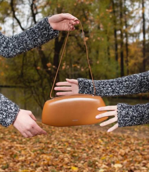 比较洋气的10款包包，9款不怕过时又很显品味的包包大推荐