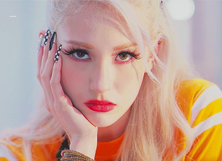 她凭什么被称为南韩第一真人芭比，来看看lisa的颜值