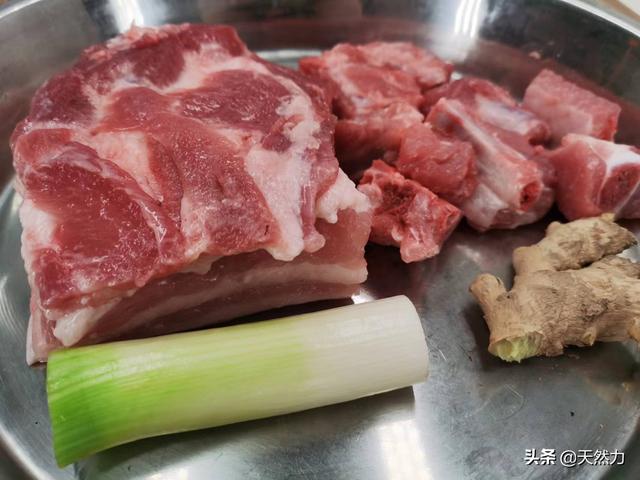 米粉蒸肉这样做鲜香美味入口即化，粉蒸肉简单好吃的家常做法
