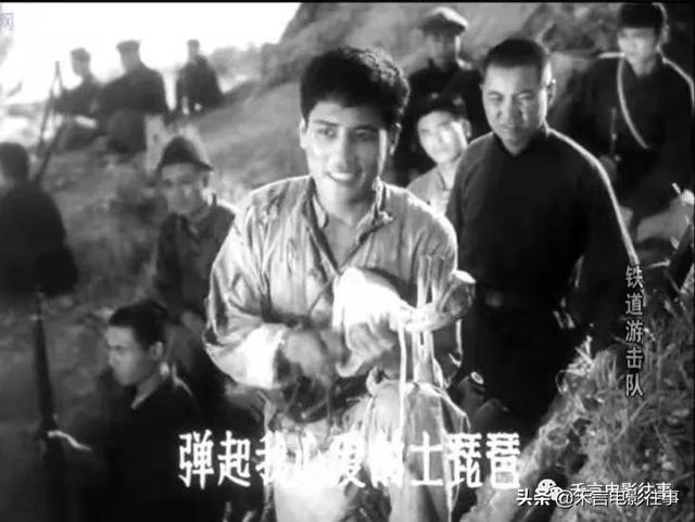 琵琶和柳琴的区别，琵琶和吉他外形区别（中国的哪些传统物件 柳琴）