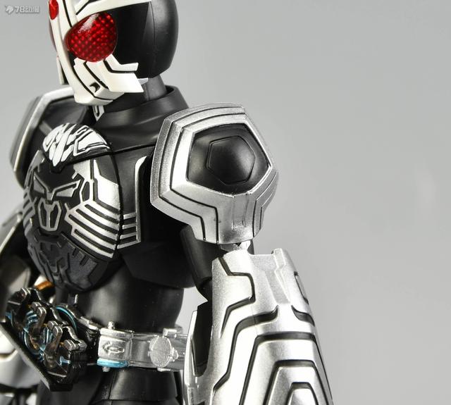 假面骑士shf，值得入手的万代假面骑士frs（78官测万代SHF）