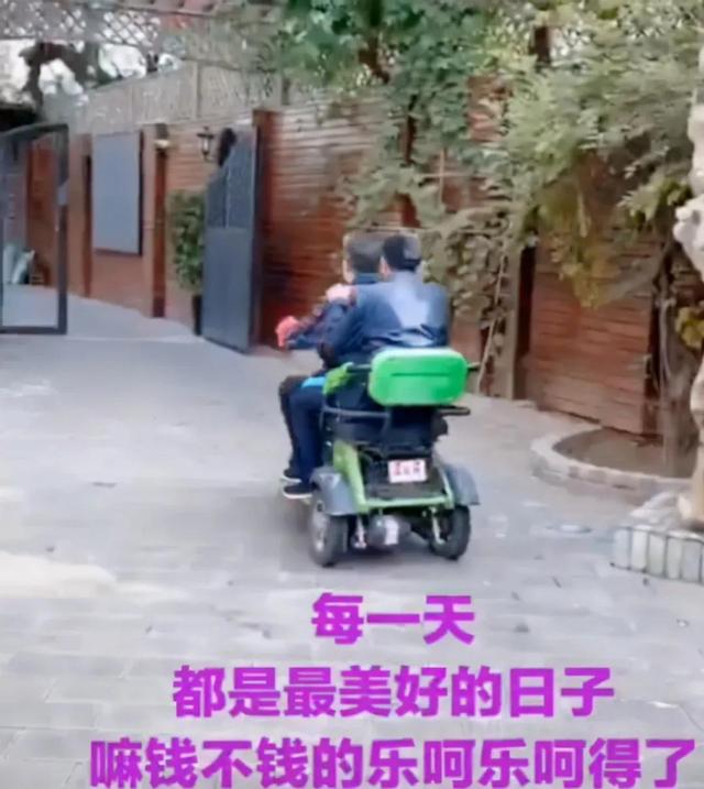 田立禾与王文玉相声，德云社相声班出现姜昆戴志诚作品