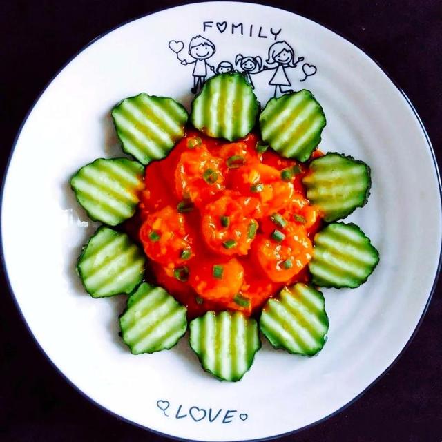 虾怎么摆盘好看图片，大虾年夜饭摆盘