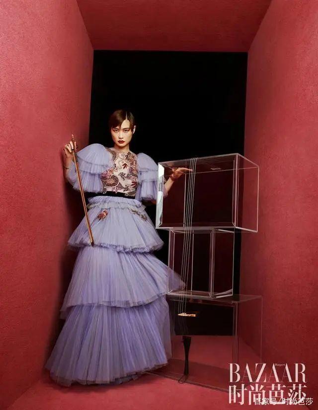 李宇春为什么坐轮椅受伤，38岁李宇春身患重病