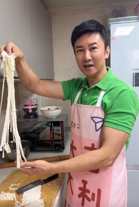 江涛简历歌唱家，军旅歌手江涛：穷小子娶富家女