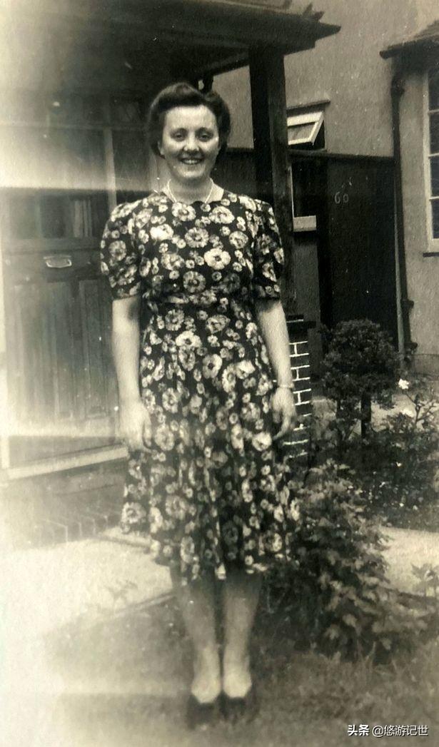 英国的一个男子花四年挖地建豪宅，106岁的英国老太太