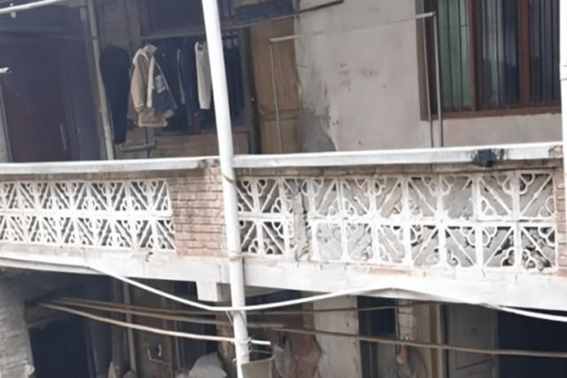 男子入室锤杀两名19岁女孩，湖南一男子为给自己举办生日宴会