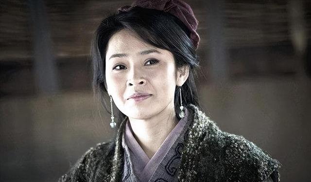 来自回族的10位女星，娱乐圈好看的回族女星