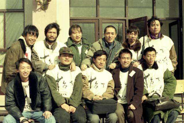 张艺谋的电影风格和特点，作为时代的一块