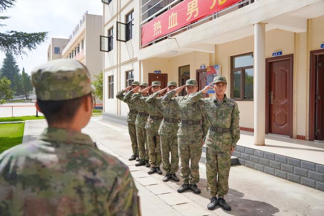 兵之初的第一次，兵的一生（兵之初的“第一次”）