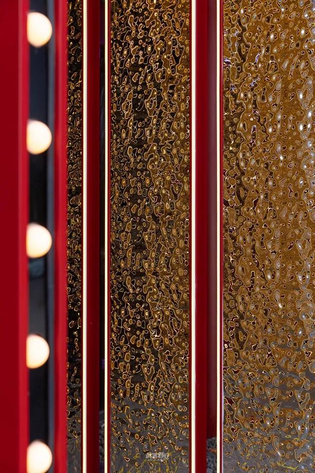 蟹小姐曝光，现在都在找蟹小姐啦