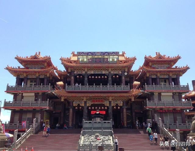 去哪祭拜泰山老奶奶，泰山之上的碧霞祠—俗称泰山老奶奶