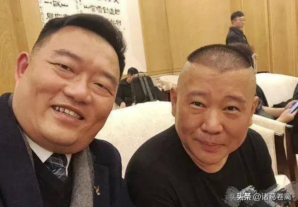 他是郭德纲最看不上的弟子，他自降辈分投奔郭德纲