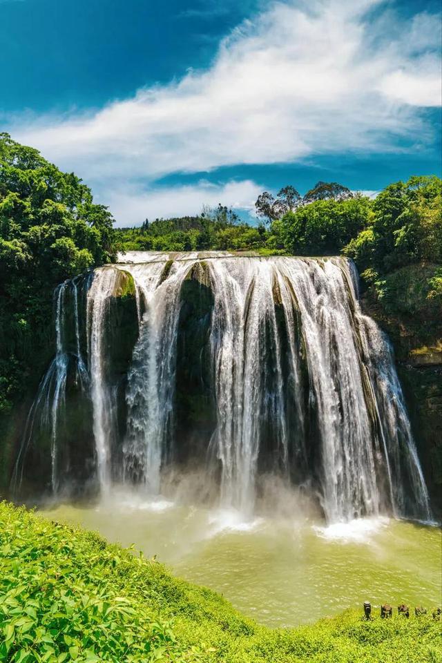 世界十大最美瀑布，世界上十大最美丽的瀑布