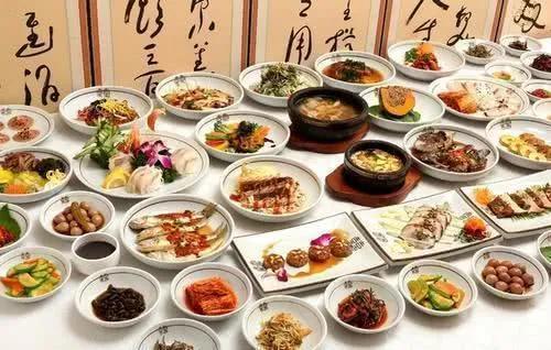 中餐和西餐的区别，中餐和西餐的比较（中餐与西餐的不同点有哪些）