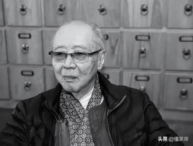 事实证明虎父无犬女，科比指导女儿球队打进决赛